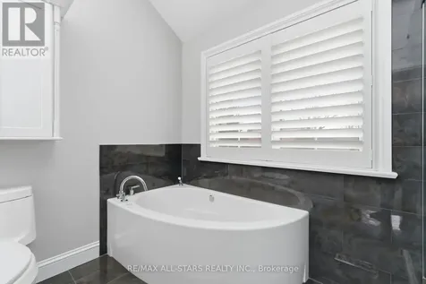 154 Brock Street East Uxbridge ON L9P 1K5