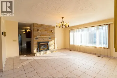 408 Mersea Road 3 Leamington ON N8H 3V5