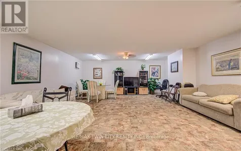 793 Colborne Street Brantford ON N3S 7J3
