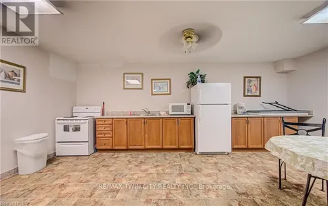 793 Colborne Street Brantford ON N3S 7J3