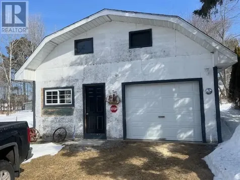 18 Maple Street Thessalon ON P0R 1L0