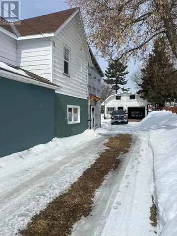 18 Maple Street Thessalon ON P0R 1L0