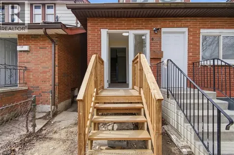 435 Caron Avenue Windsor ON N8A 5B3