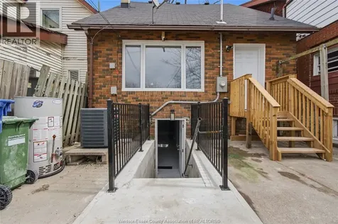 435 Caron Avenue Windsor ON N8A 5B3
