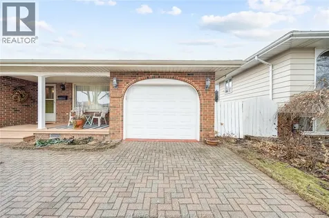 10682 Keating Crescent Windsor ON N8R 1T5