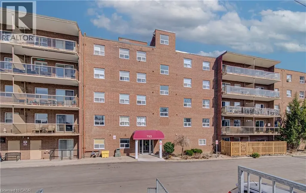 793 Colborne Street Brantford ON N3S 7J3