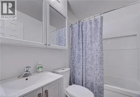 793 Colborne Street Brantford ON N3S 7J3