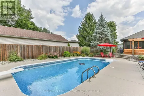 24 Linwood Drive Thames Centre ON N0L 1G1