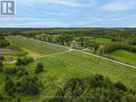 3376 Burnstown Road Horton ON K7V 3Z9