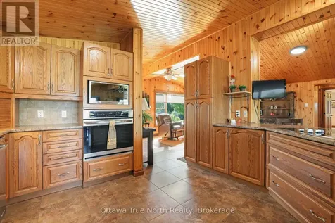 3376 Burnstown Road Horton ON K7V 3Z9