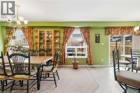 156 Osborn Avenue Brantford ON N3T 6S7