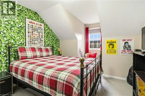 156 Osborn Avenue Brantford ON N3T 6S7