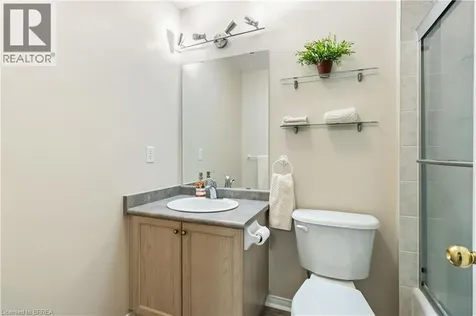 156 Osborn Avenue Brantford ON N3T 6S7