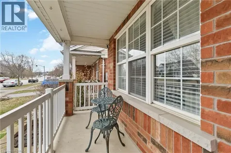 156 Osborn Avenue Brantford ON N3T 6S7