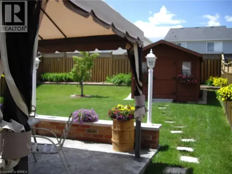 156 Osborn Avenue Brantford ON N3T 6S7