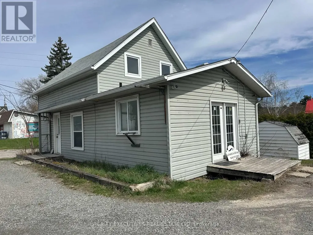 23 Whelan Street Westport ON K0G 1X0