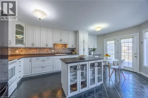 18 Carolina Way Port Rowan ON N0E 1M0