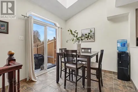 52 Blackdome Crescent Ottawa ON K2T 1A9