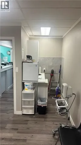 72 Brant Avenue Brantford ON N3T 5Z8