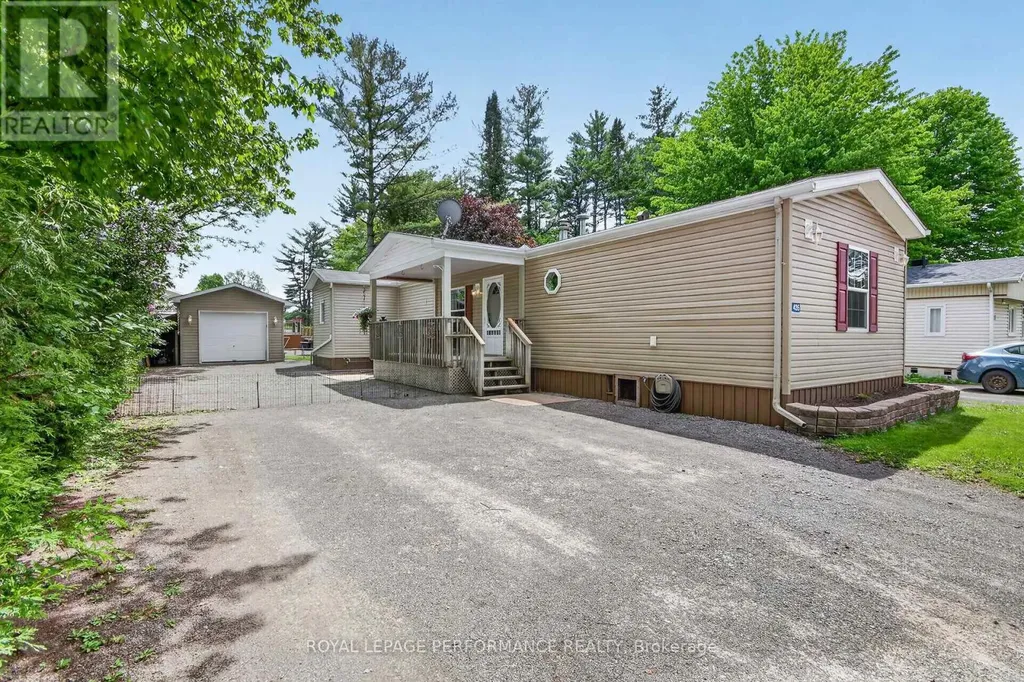 8250 County Road 17 Road Clarence-rockland ON K4K 1K7