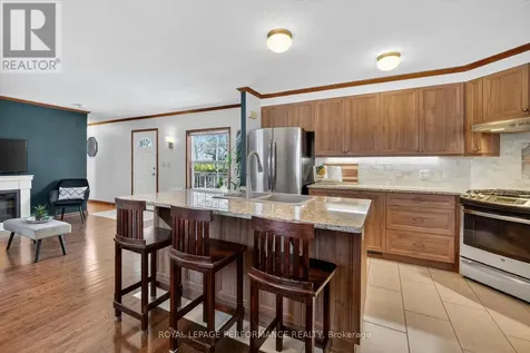 8250 County Road 17 Road Clarence-rockland ON K4K 1K7