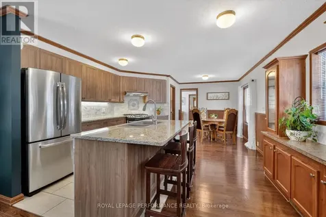 8250 County Road 17 Road Clarence-rockland ON K4K 1K7