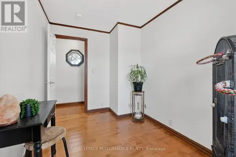 8250 County Road 17 Road Clarence-rockland ON K4K 1K7