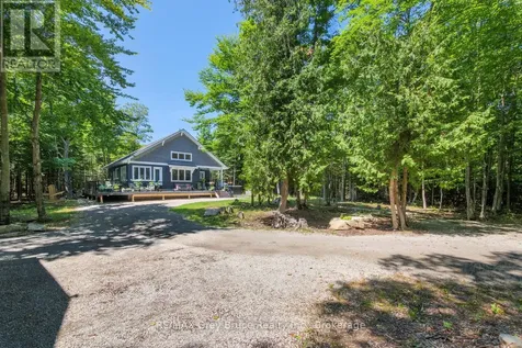 110 Maple Golf Crescent Northern Bruce Peninsula ON N0H 2R0