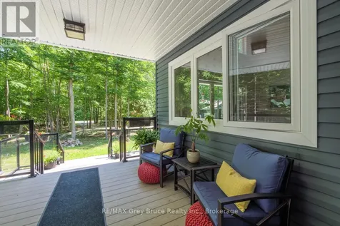110 Maple Golf Crescent Northern Bruce Peninsula ON N0H 2R0
