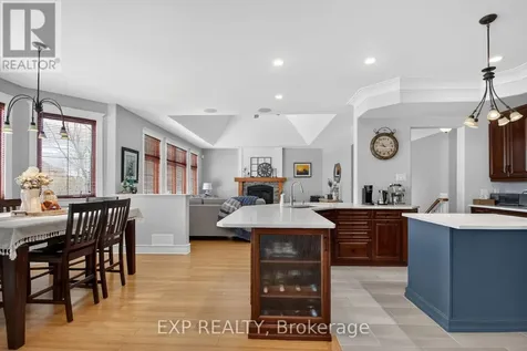 6715 Suncrest Drive Ottawa ON K4P 0B3