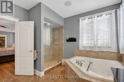 6715 Suncrest Drive Ottawa ON K4P 0B3