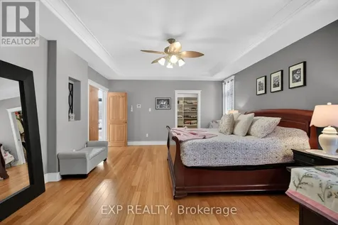 6715 Suncrest Drive Ottawa ON K4P 0B3