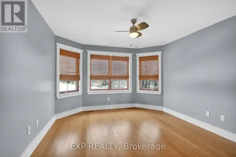 6715 Suncrest Drive Ottawa ON K4P 0B3