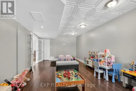 6715 Suncrest Drive Ottawa ON K4P 0B3