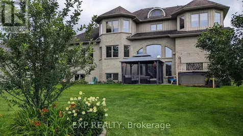 6715 Suncrest Drive Ottawa ON K4P 0B3
