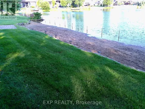 6715 Suncrest Drive Ottawa ON K4P 0B3
