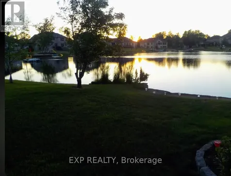 6715 Suncrest Drive Ottawa ON K4P 0B3