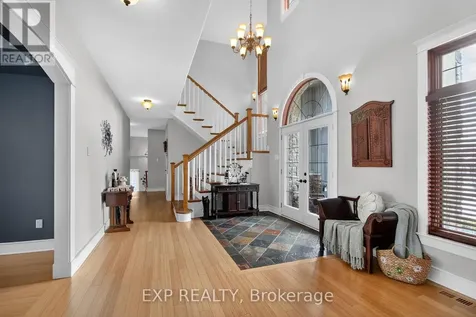 6715 Suncrest Drive Ottawa ON K4P 0B3