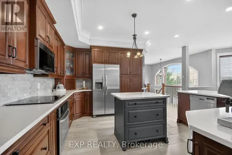 6715 Suncrest Drive Ottawa ON K4P 0B3