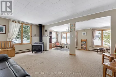 214 Parsons Way Lanark Highlands ON K0G 1K0
