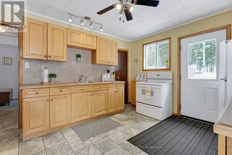 214 Parsons Way Lanark Highlands ON K0G 1K0