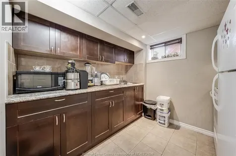 2340 George Avenue Windsor ON N8W 4M4