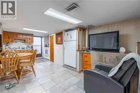 20 Milton Avenue Hamilton ON L8L 6E6