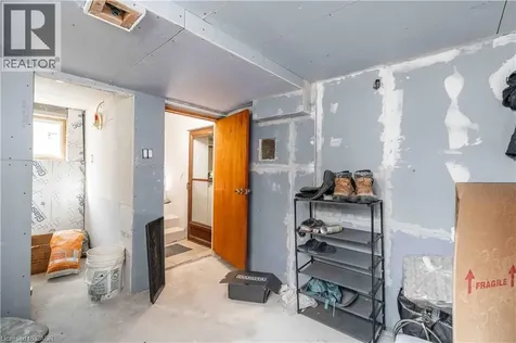 20 Milton Avenue Hamilton ON L8L 6E6