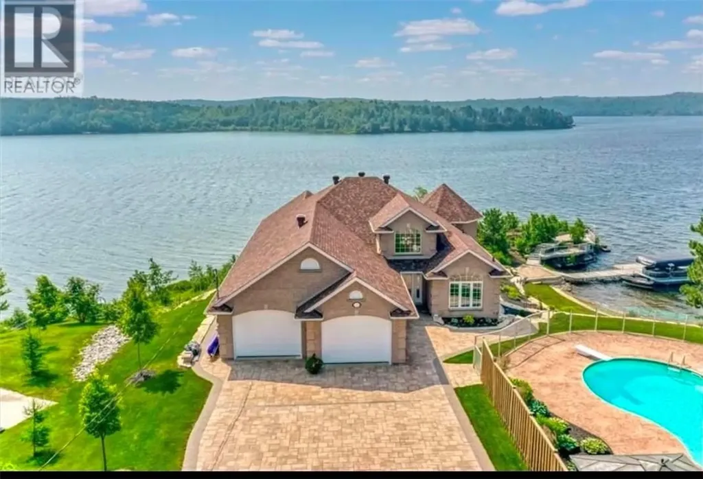 2507 Navanod Road Sudbury ON P3B 1A4