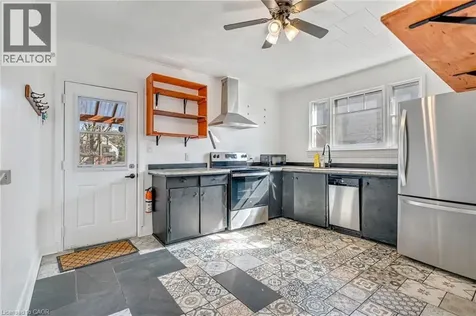 23 Clifford Street Hamilton ON L8S 2Z7
