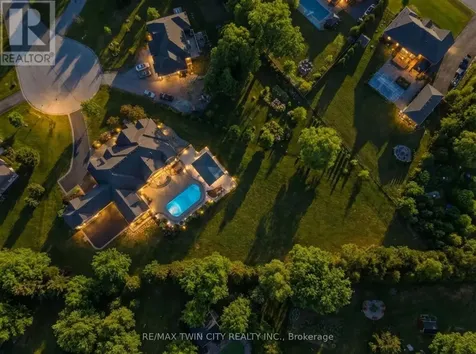 29 Wallace Court Brantford ON N3T 5L7