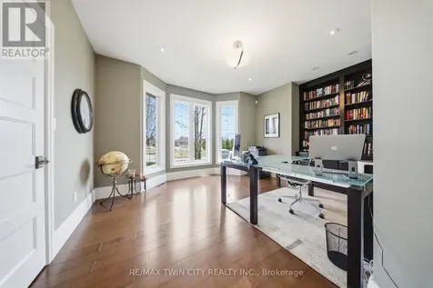 29 Wallace Court Brantford ON N3T 5L7