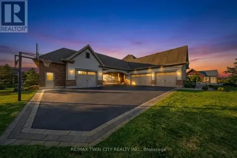 29 Wallace Court Brantford ON N3T 5L7