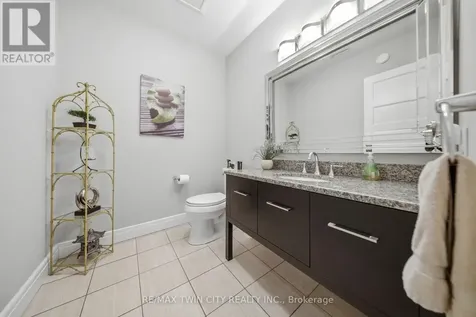 29 Wallace Court Brantford ON N3T 5L7